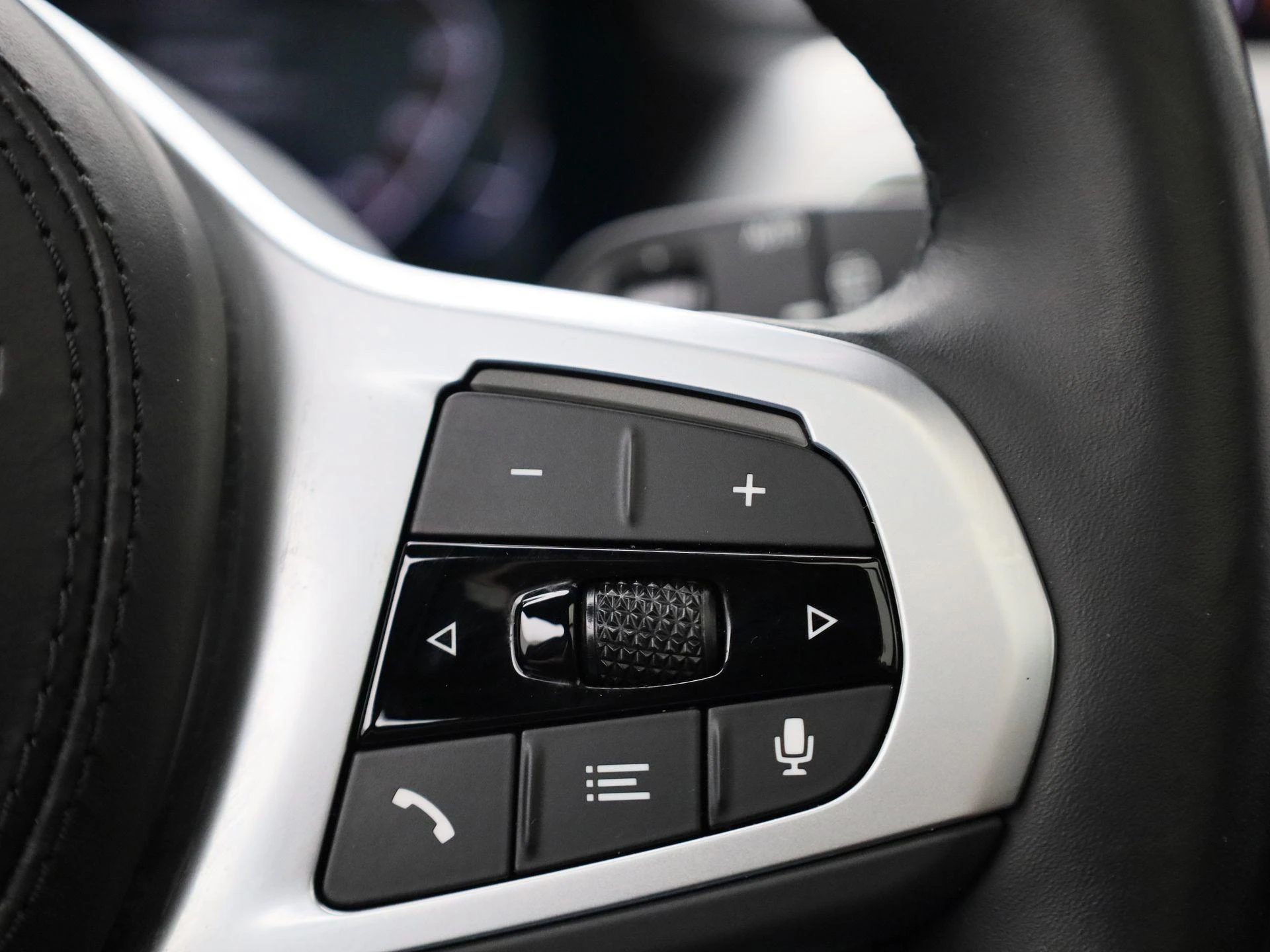 BMW-iX3-image-30