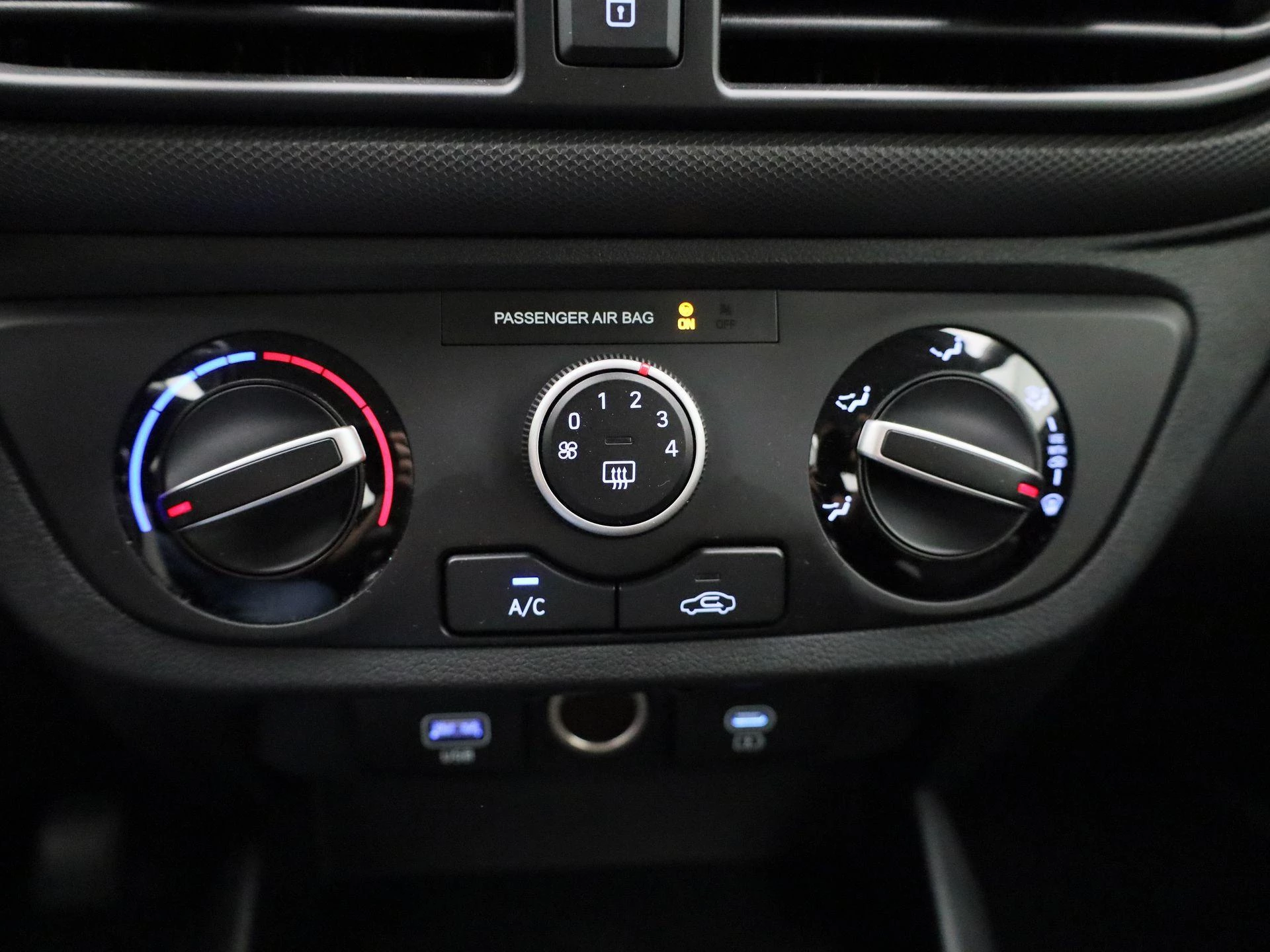 Hyundai-i10-image-18