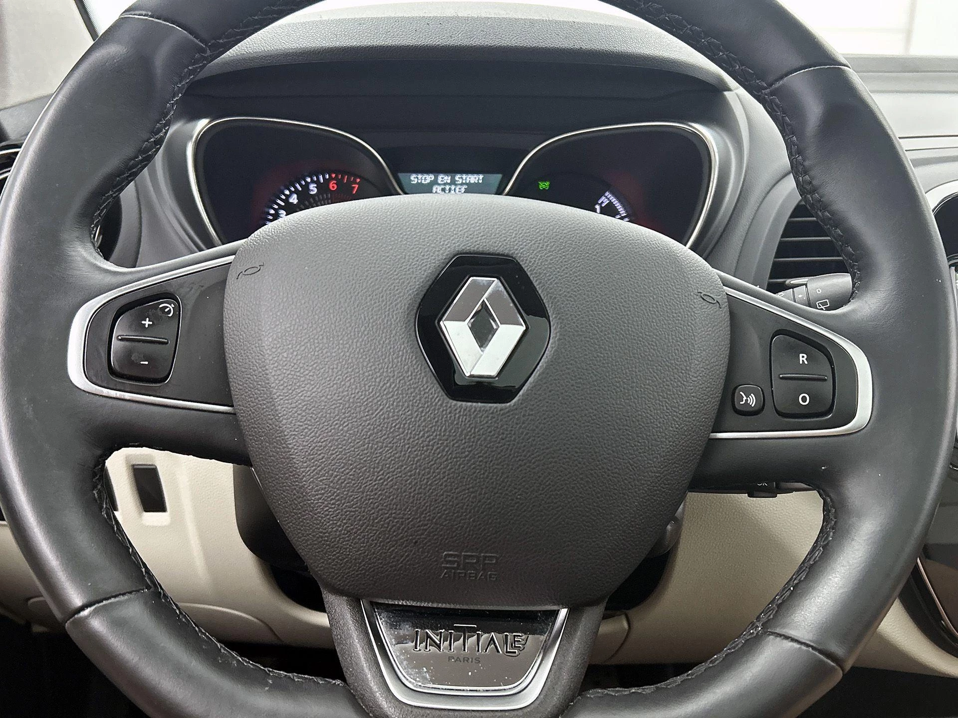 Renault-Captur-image-33