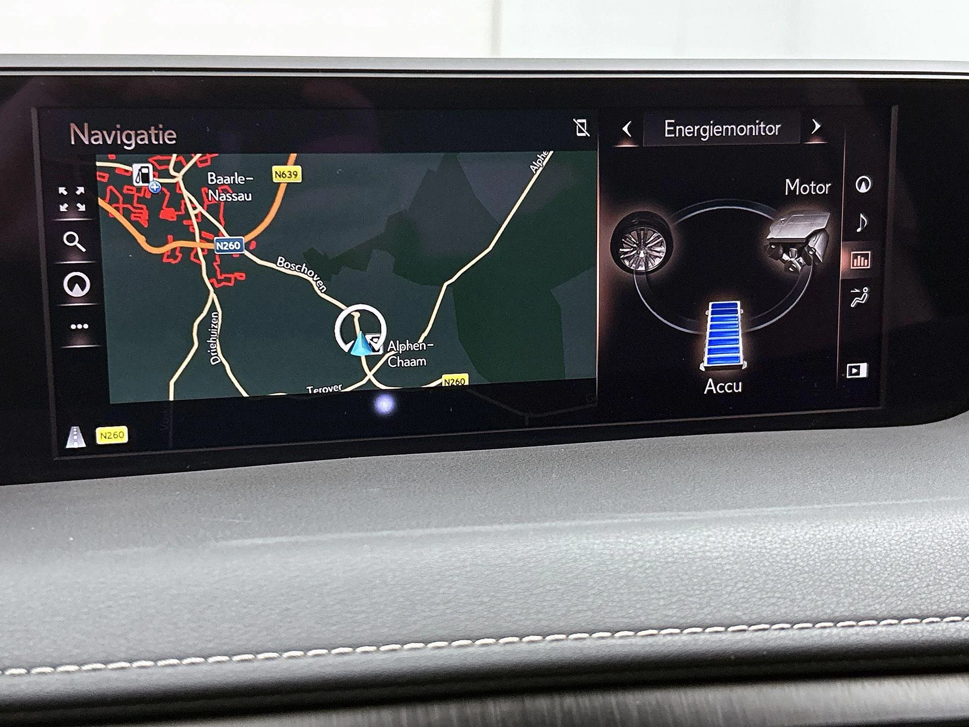 Lexus-UX-image-6