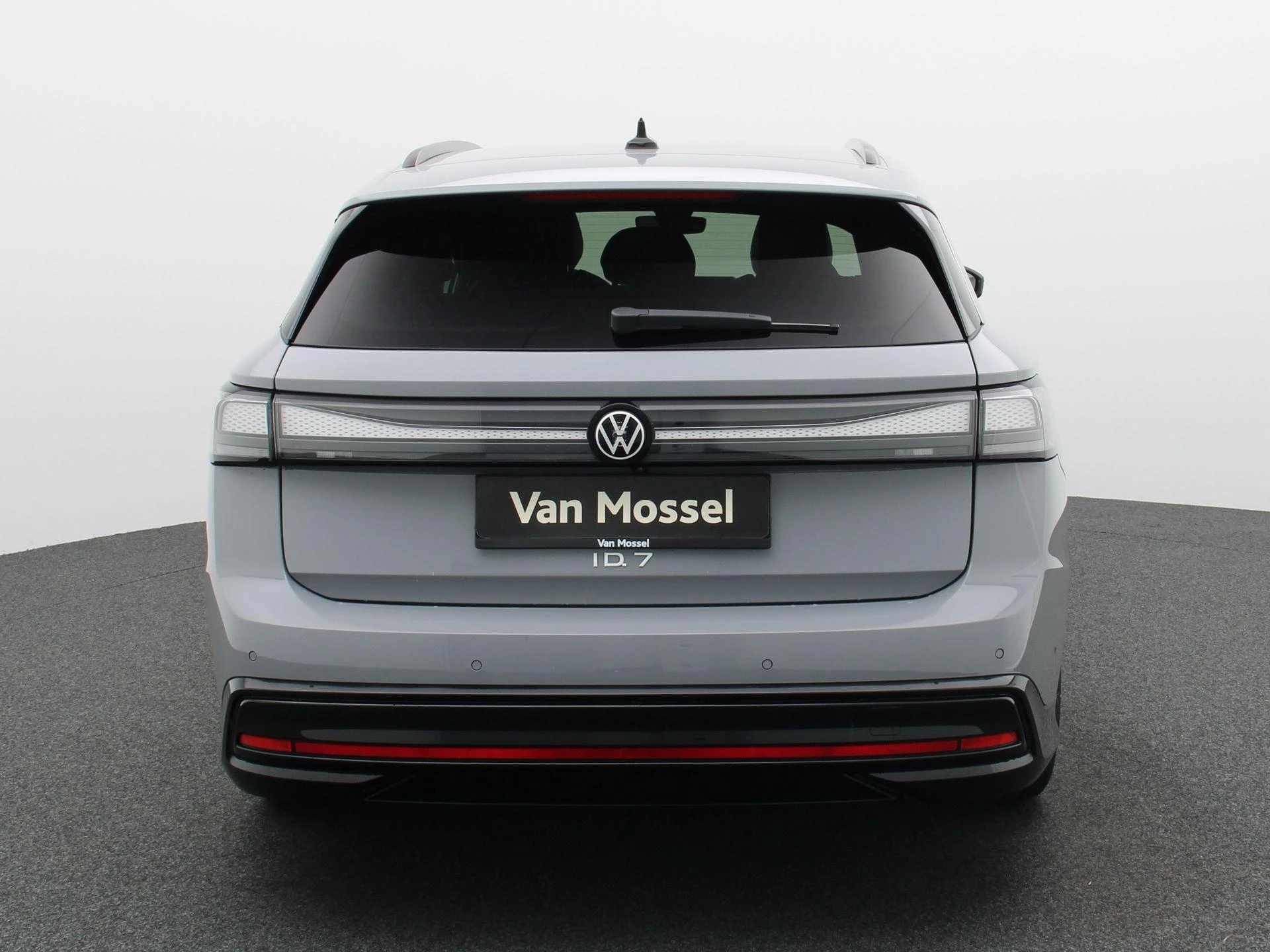 Volkswagen-ID.7-image-5
