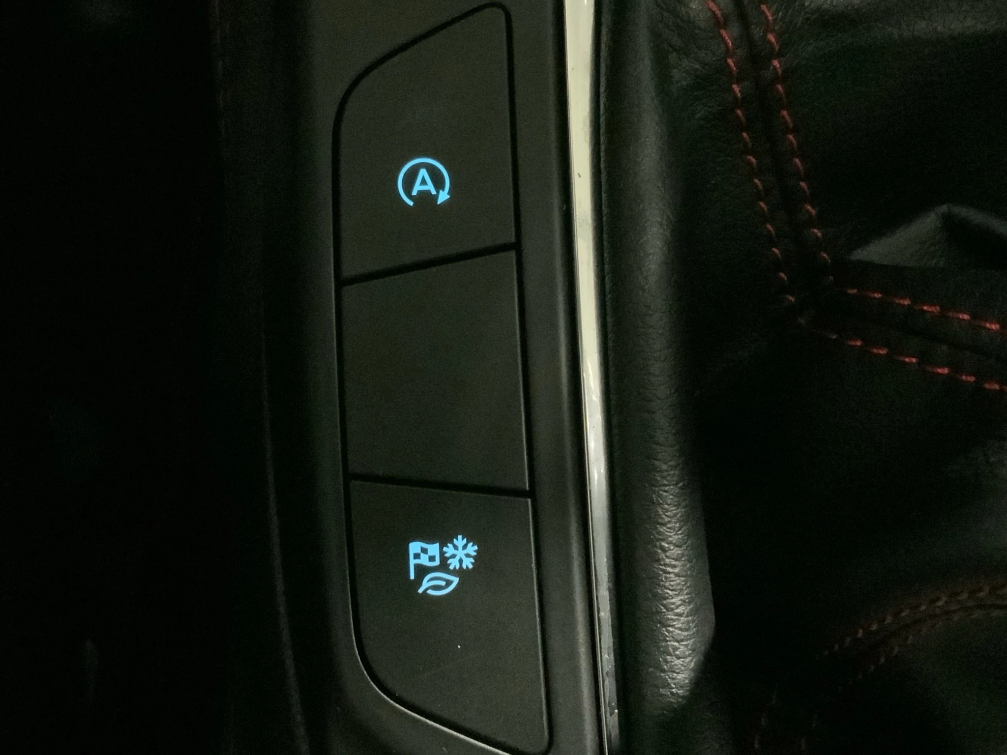 Ford Kuga ST-Line X*PANO*AHK*KAM*ACC*NAVI*SOUND-SYS. LED Pano SHZ 4xSHZ