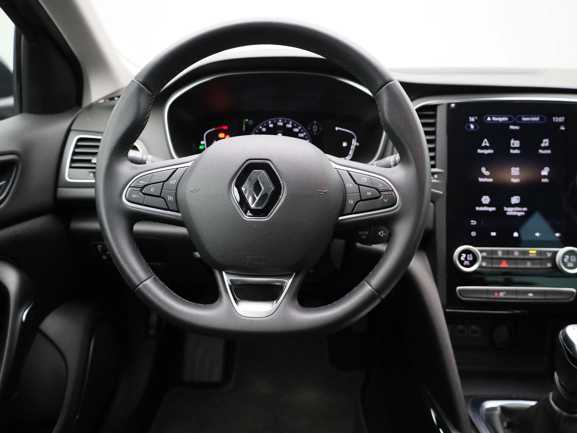 Renault-Mégane-image-6