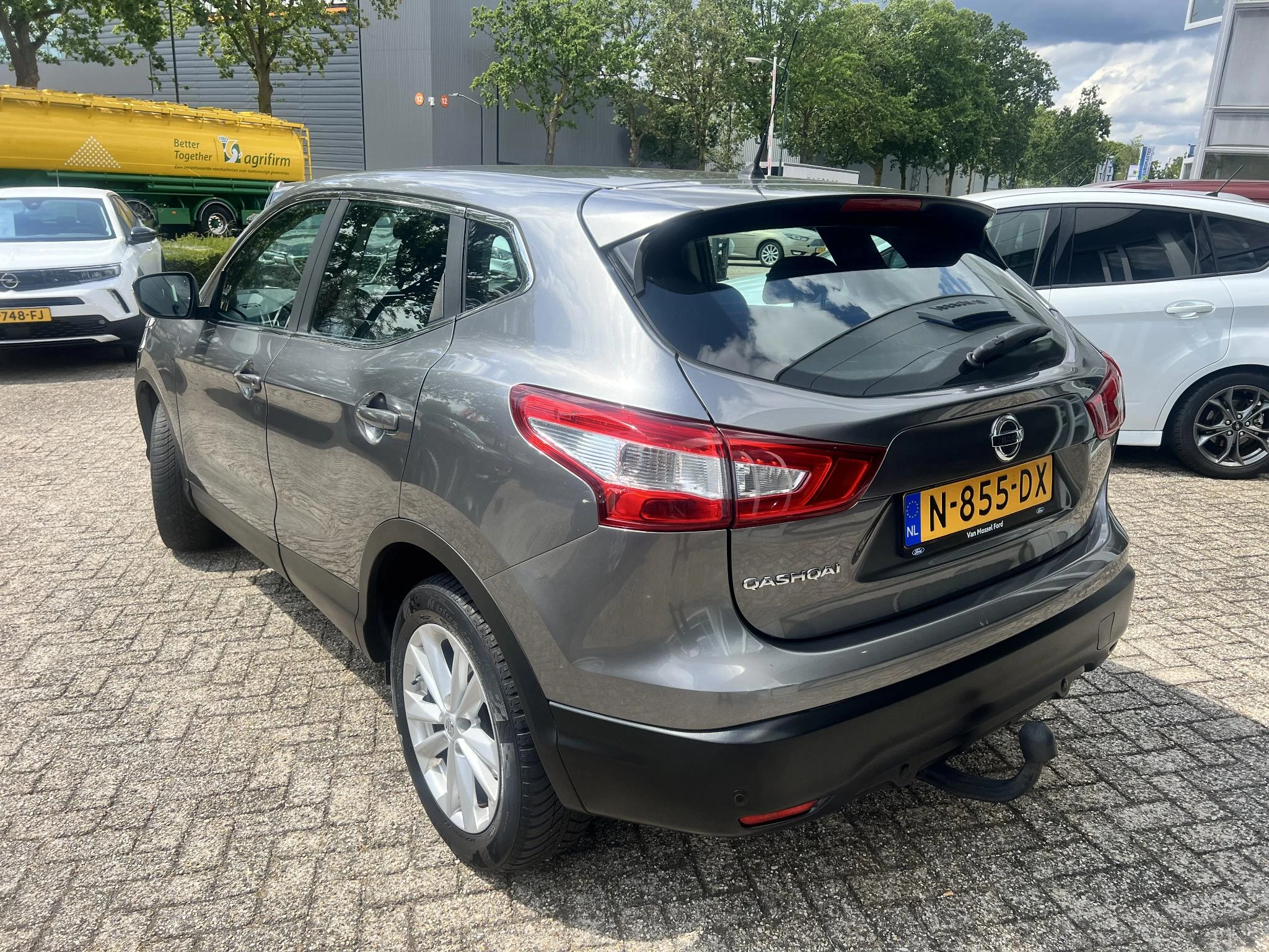 Nissan-QASHQAI-image-2
