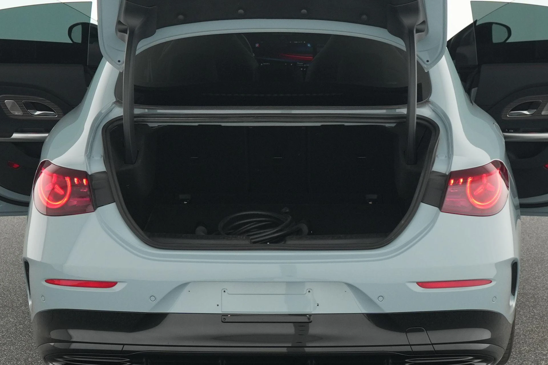 Mercedes-Benz-CLA-image-17