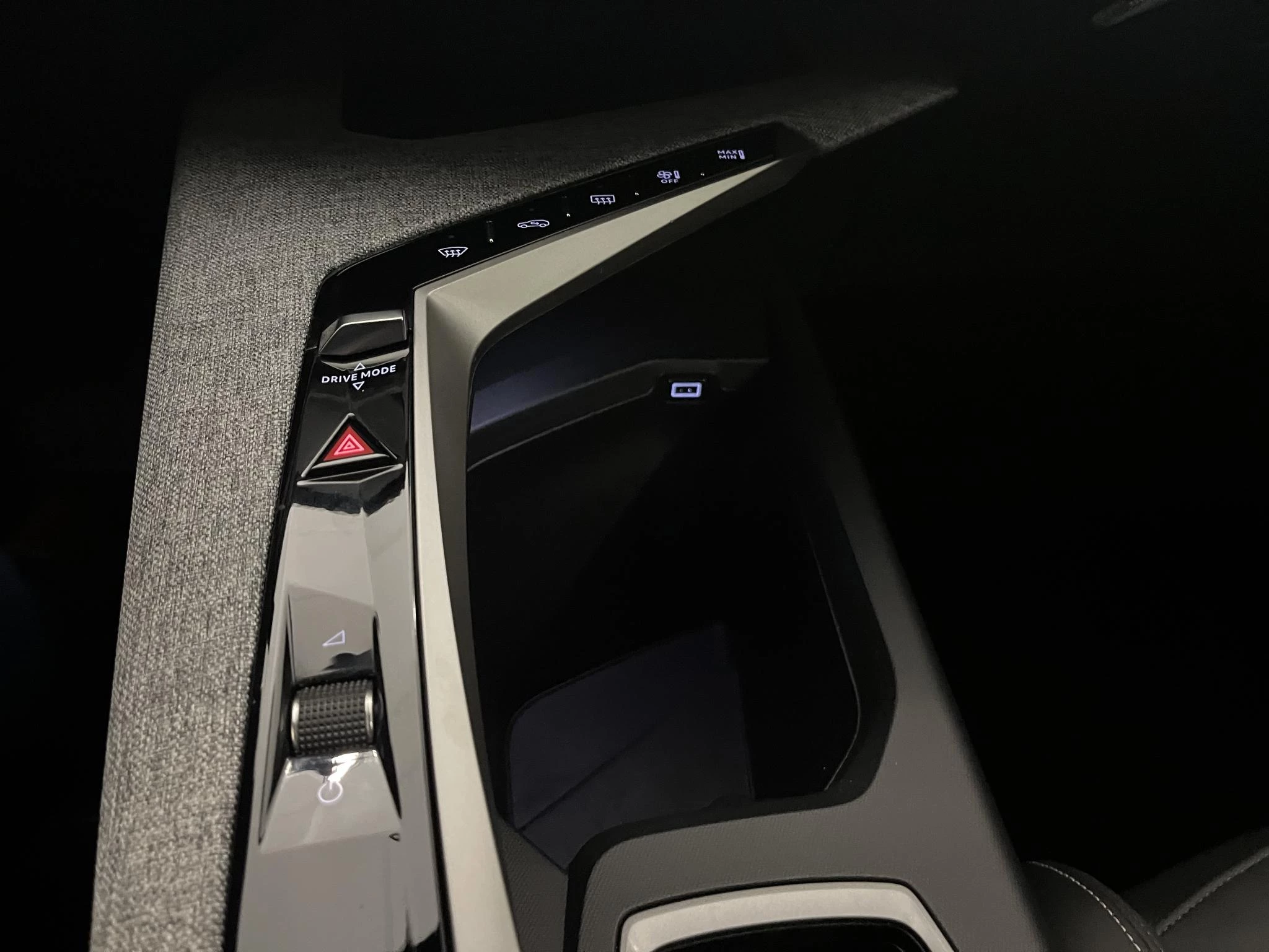 Peugeot-5008-image-8