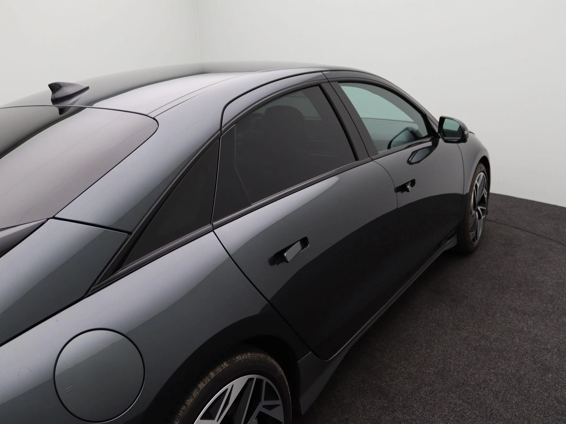 Hyundai-IONIQ 6-image-40