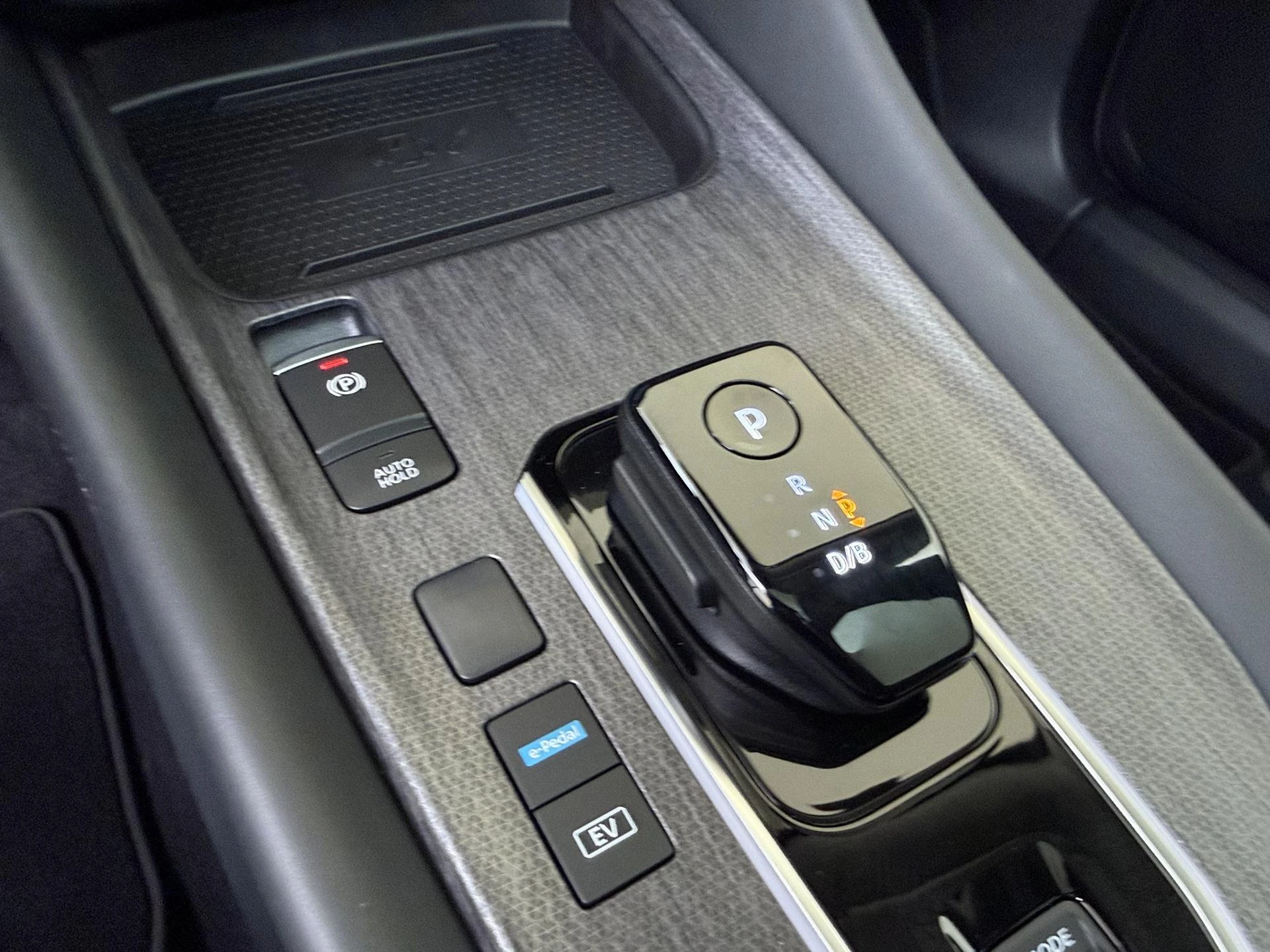 Nissan-QASHQAI-image-13