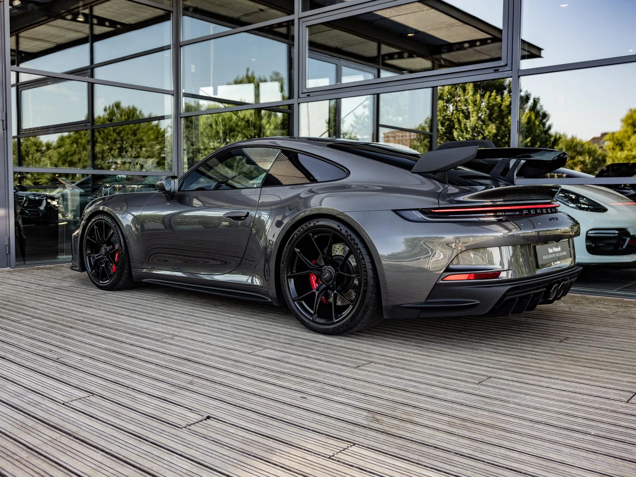 Porsche-911-image-7