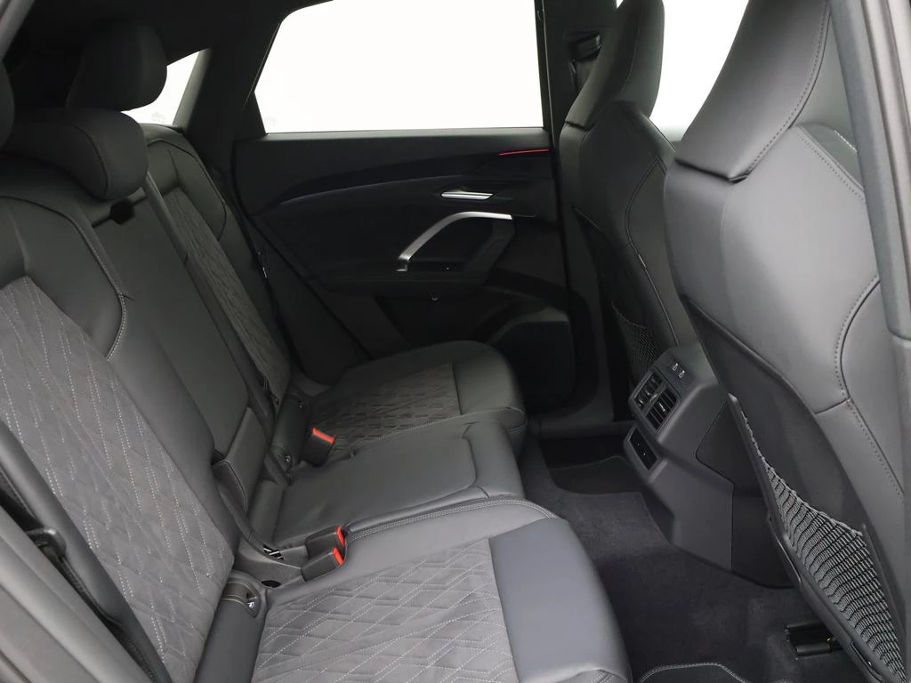 Audi Q5 Sportback Audi Q5 Sportback S line TFSI quattro 204PK S tronic / DEMO