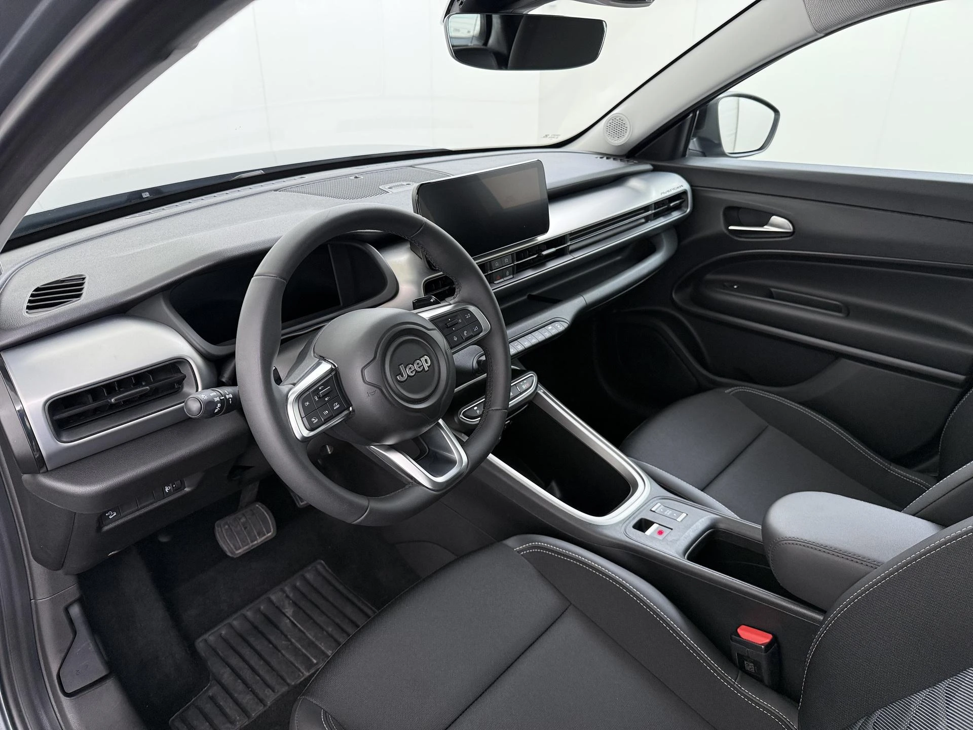 Jeep-Avenger-image-18
