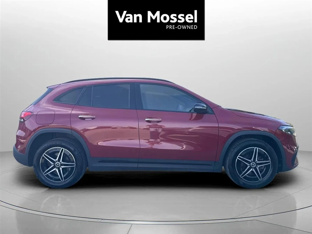 Mercedes-Benz-EQA-image-3