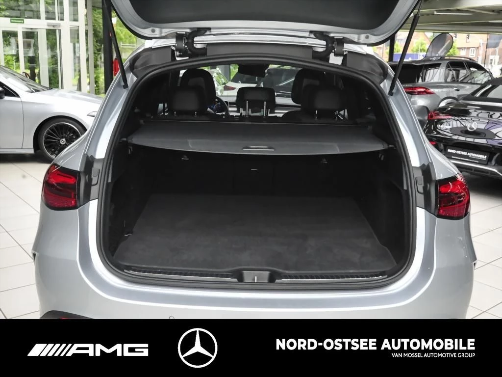 Mercedes-Benz GLC 300 d AMG 4M AHK DISTRONIC SHZ MBUX KEYLESS AMG LineX254 GLC 300 d AMG 4M AHK DISTRONIC SHZ MBUX KEYLESS AMG Line