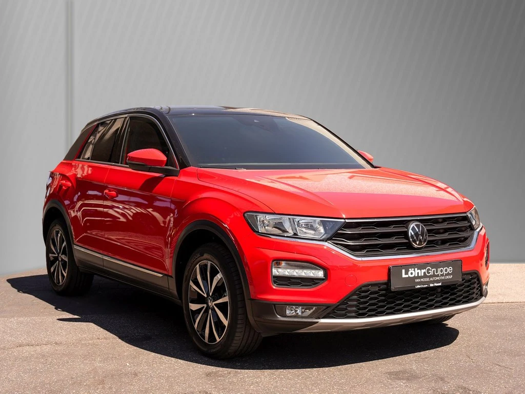 Volkswagen-T-Roc-image-2