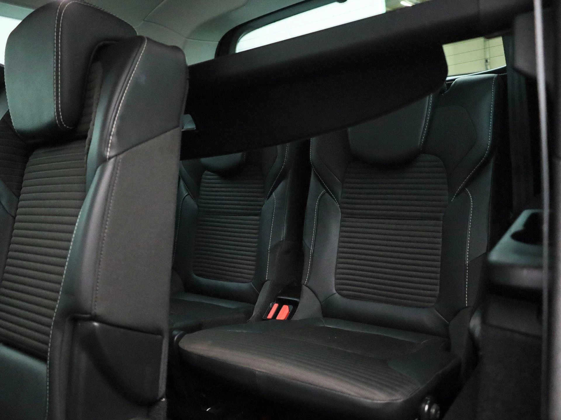 Renault-Grand Scénic-image-12