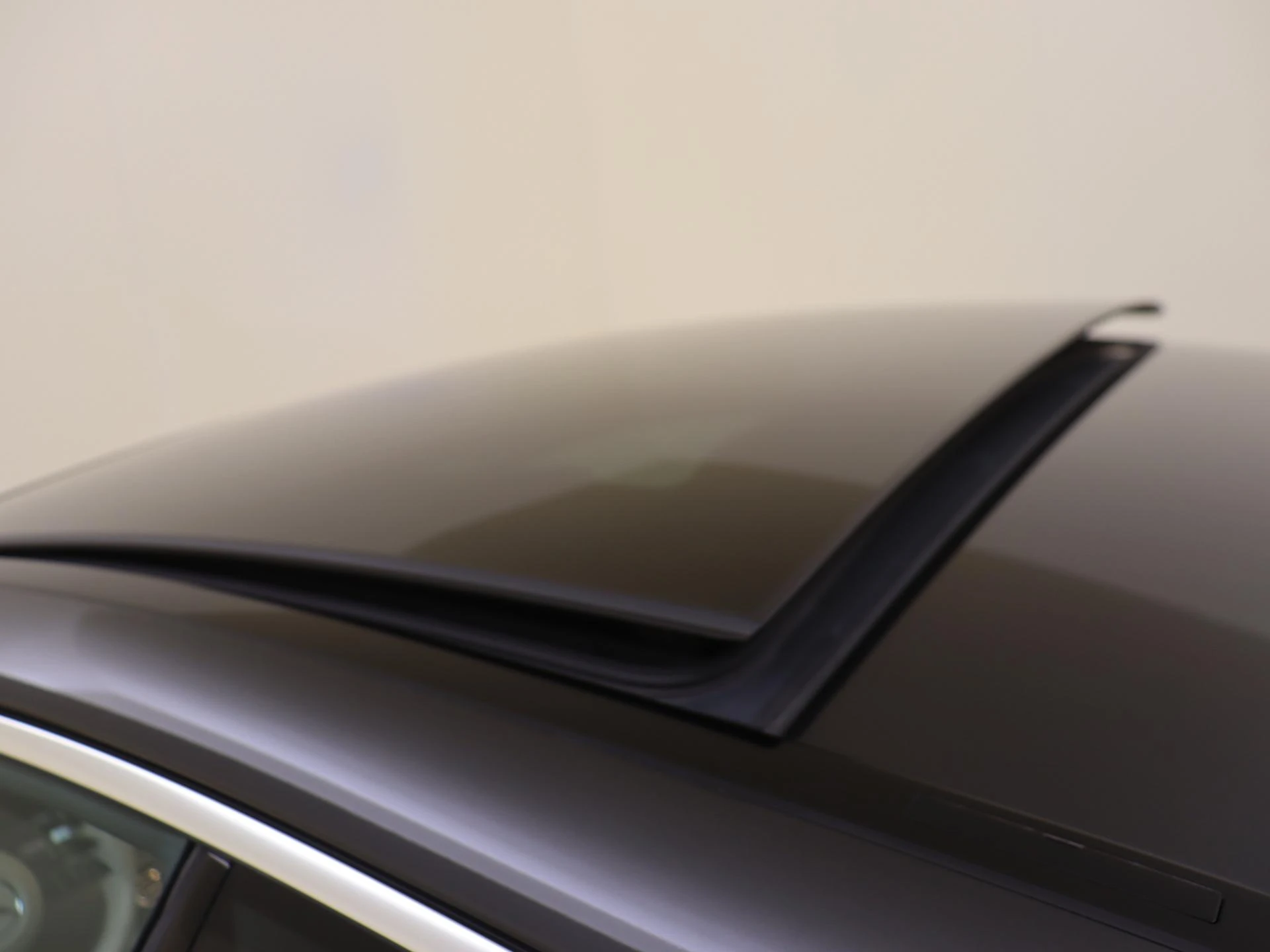 Mercedes-Benz-E-Klasse-image-28