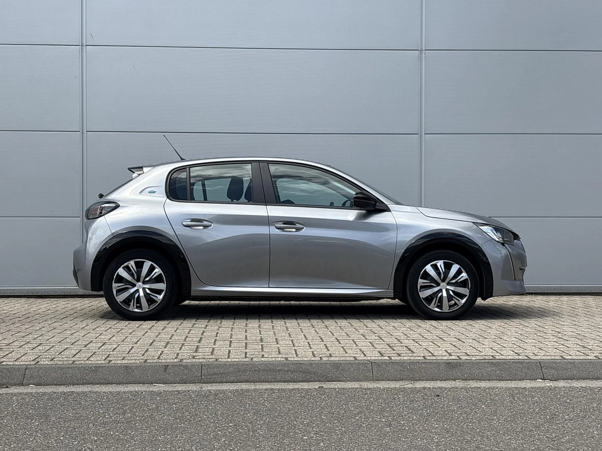 Peugeot e-208 EV Active 50 kWh