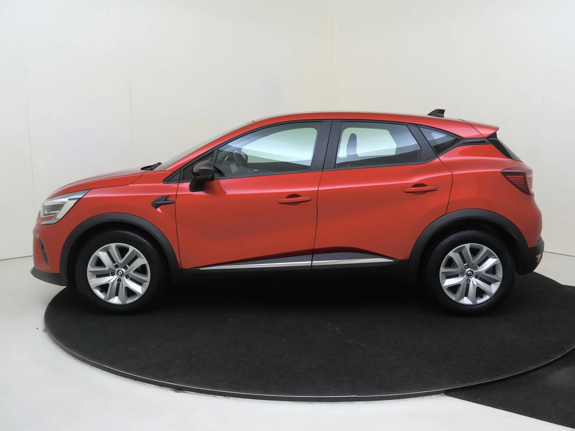 Renault-Captur-image-7