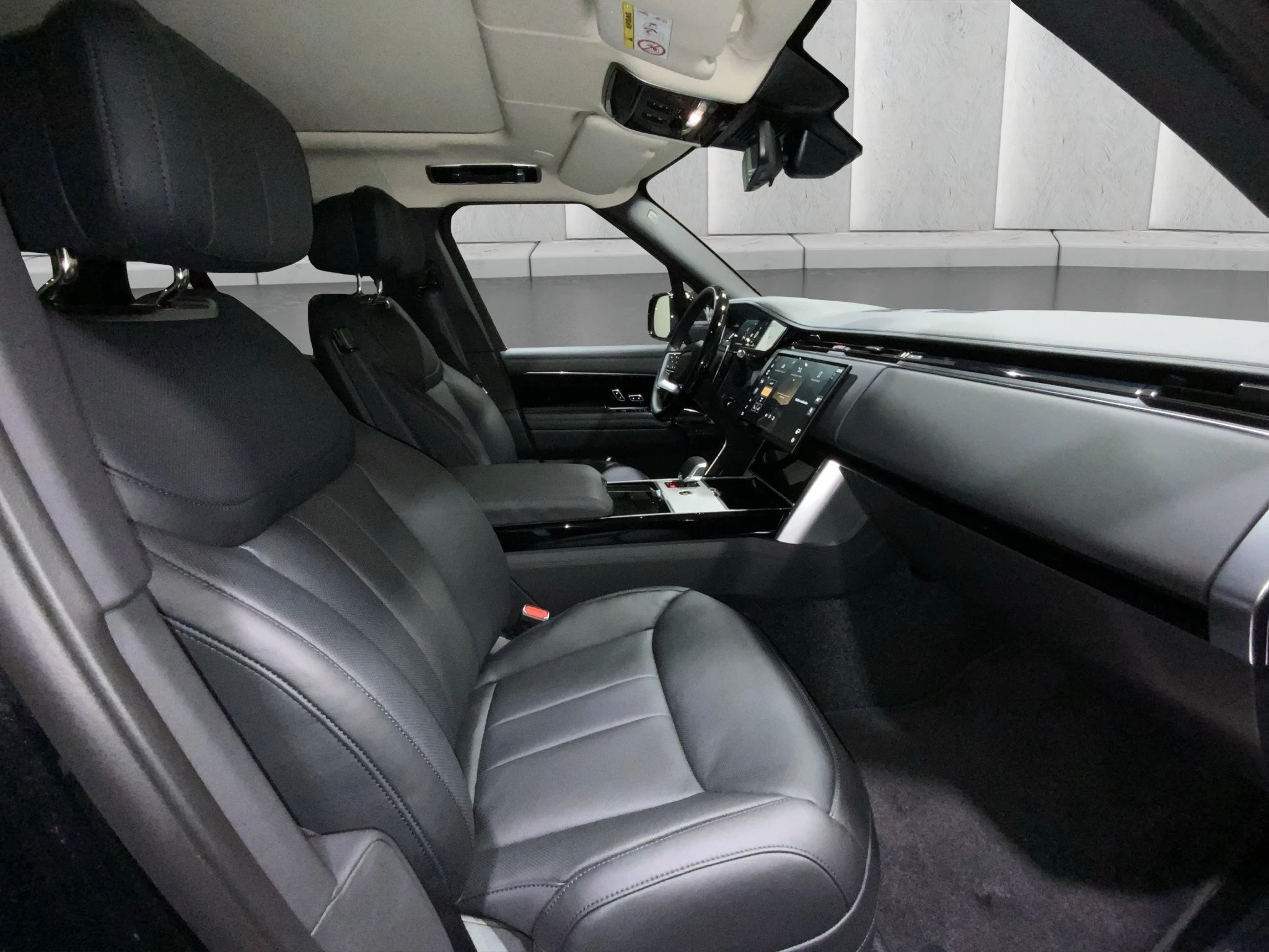 Land Rover Range Rover Autobiography 3.0 P550e 22 | AHK | Kühlfach