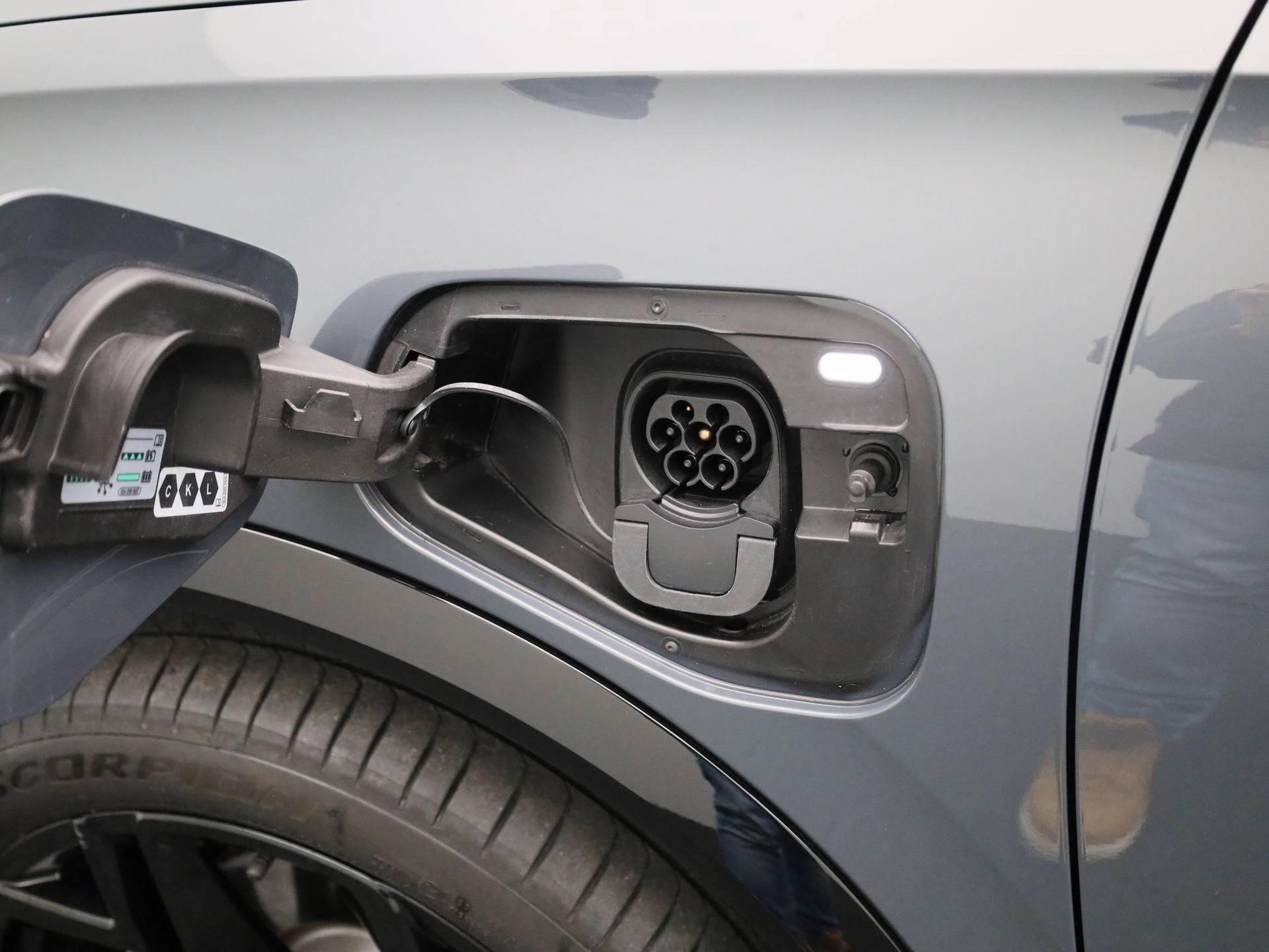 Volkswagen-Tiguan-image-16