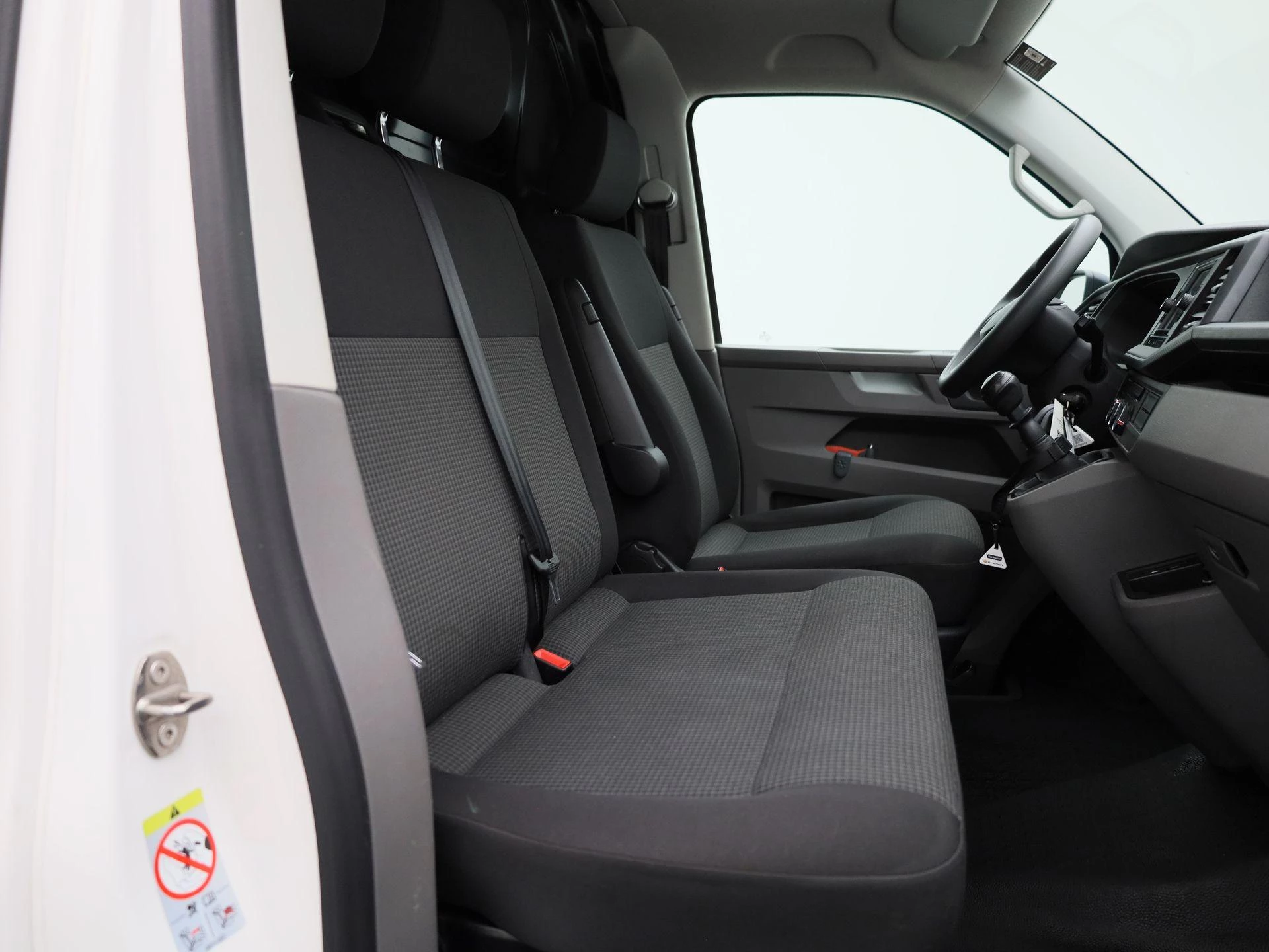 Volkswagen Transporter 2.0 TDi SCR BMT 81/110 SWB 2.8T