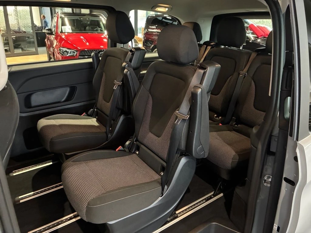 Mercedes-Benz-V-Klasse 220-image-13