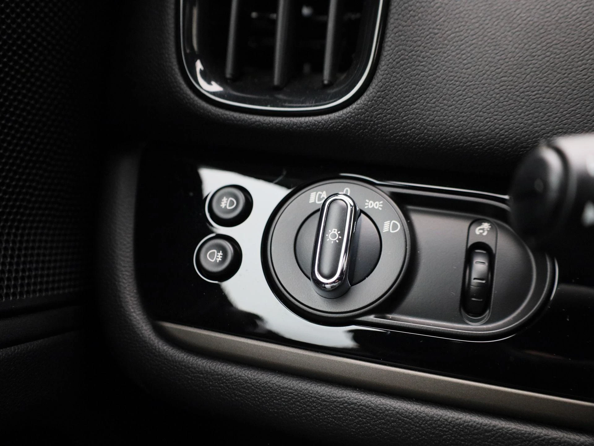 MINI-Countryman-image-21