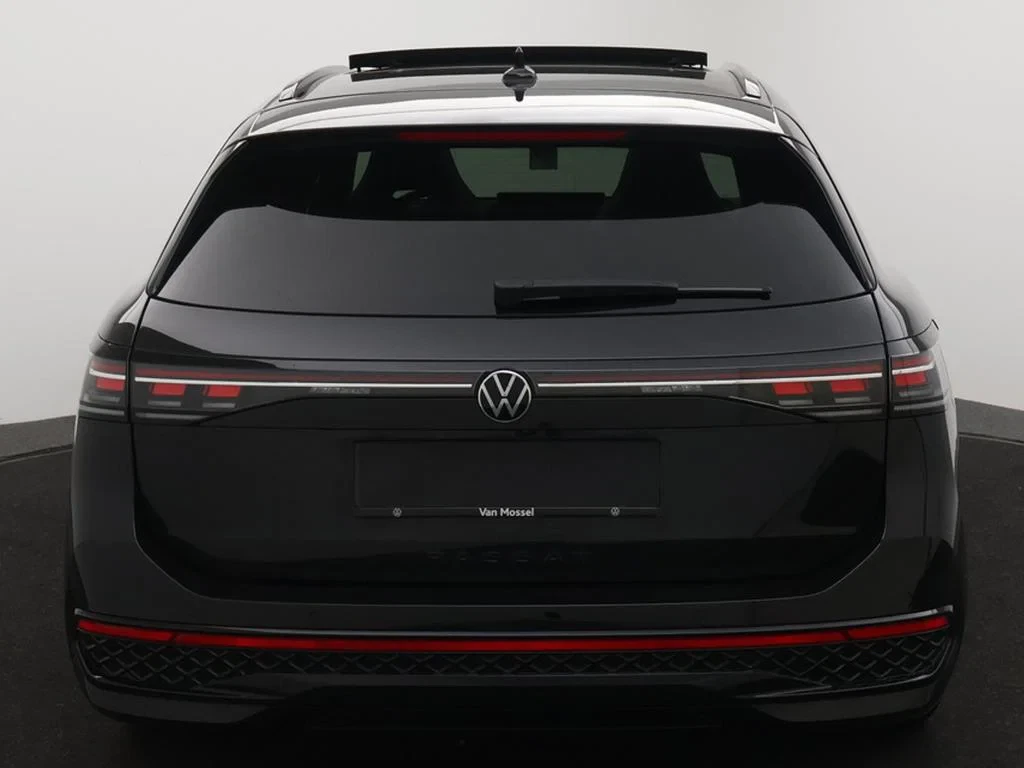 Volkswagen-Passat-image-3