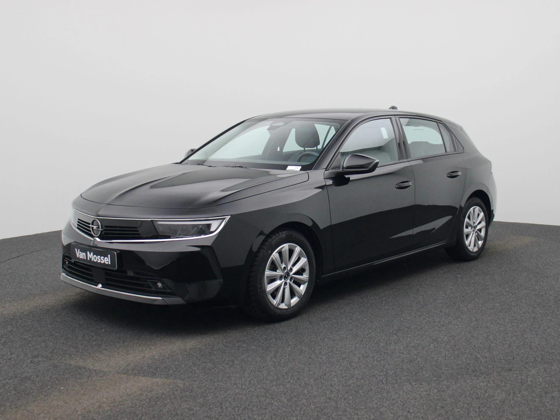 Opel-Astra-image-0