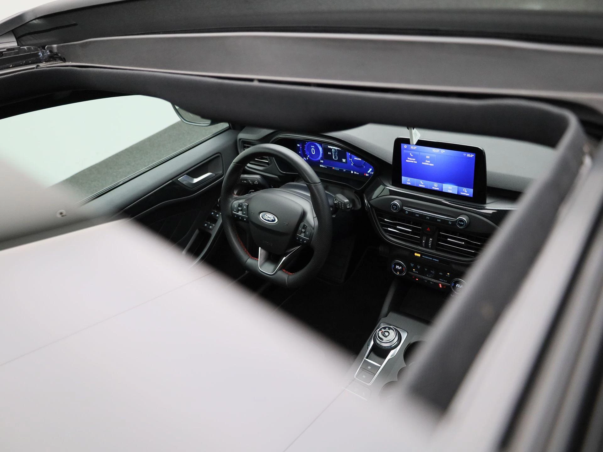 Ford Focus Wagon 1.5 EcoBoost ST Line X Business