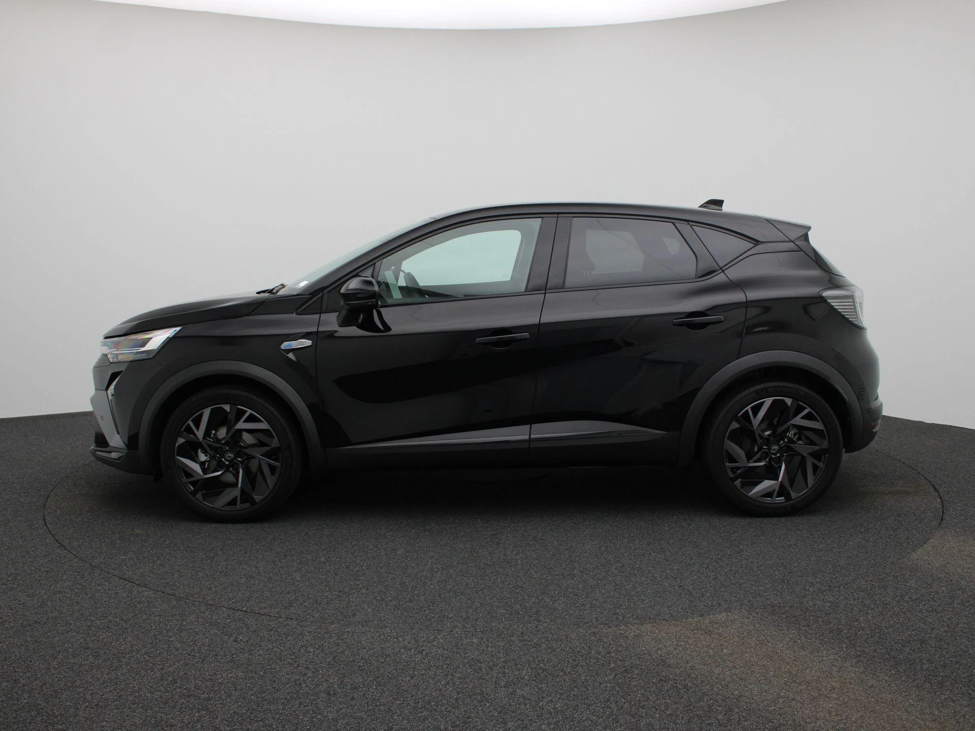 Renault-Captur-image-3