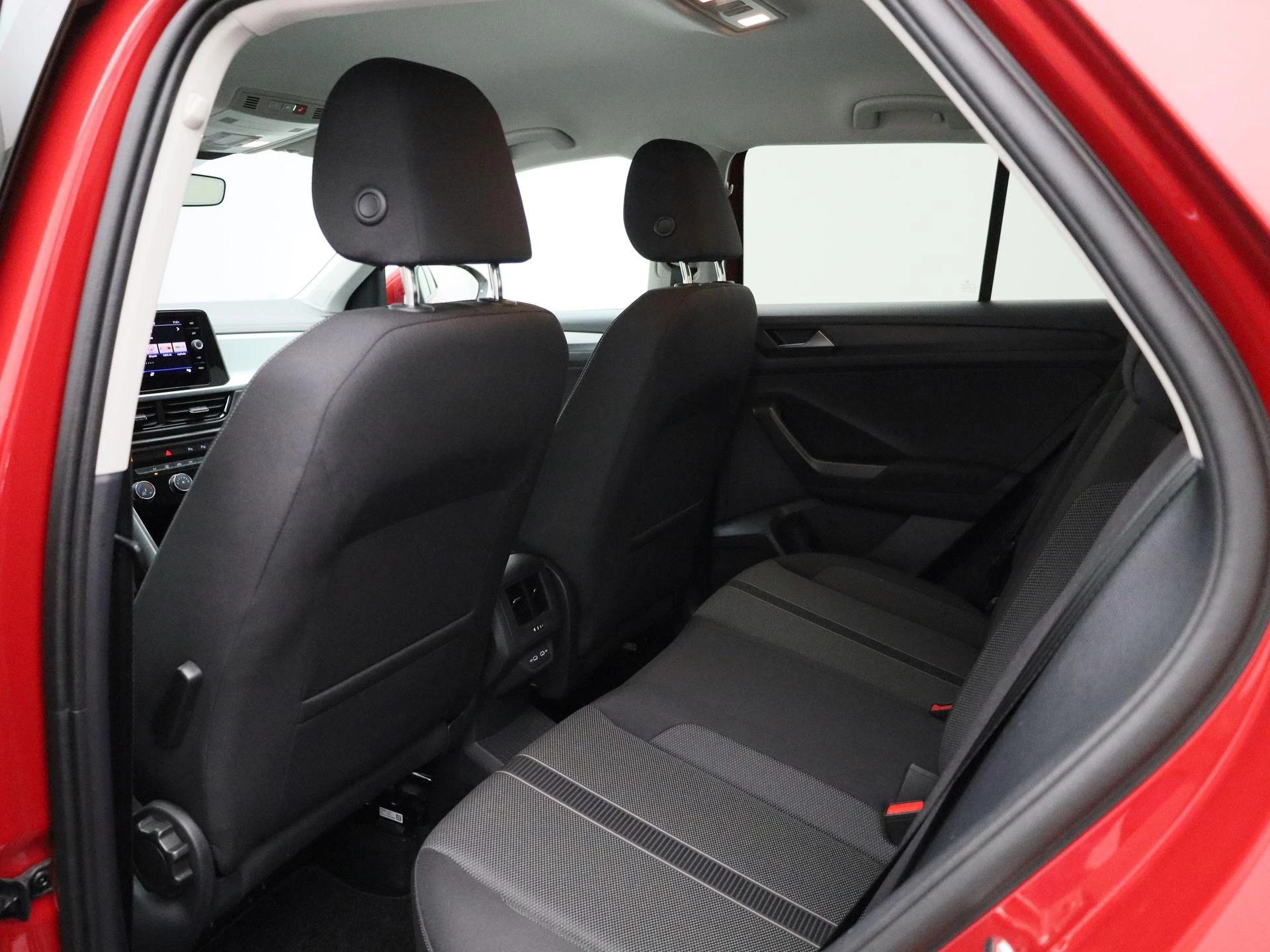 Volkswagen T-Roc 1.5 TSI Life 150 PK|