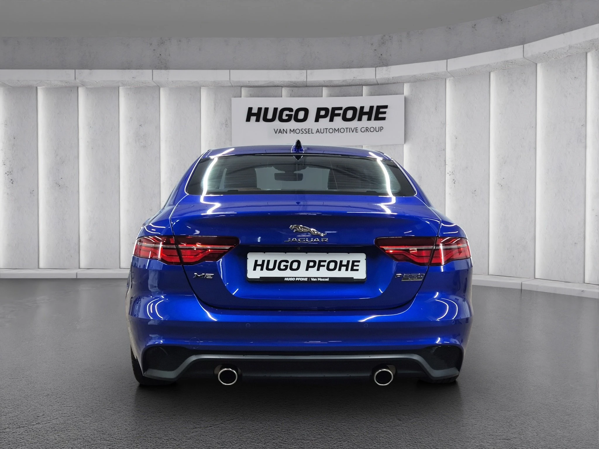 Jaguar-XE-image-3
