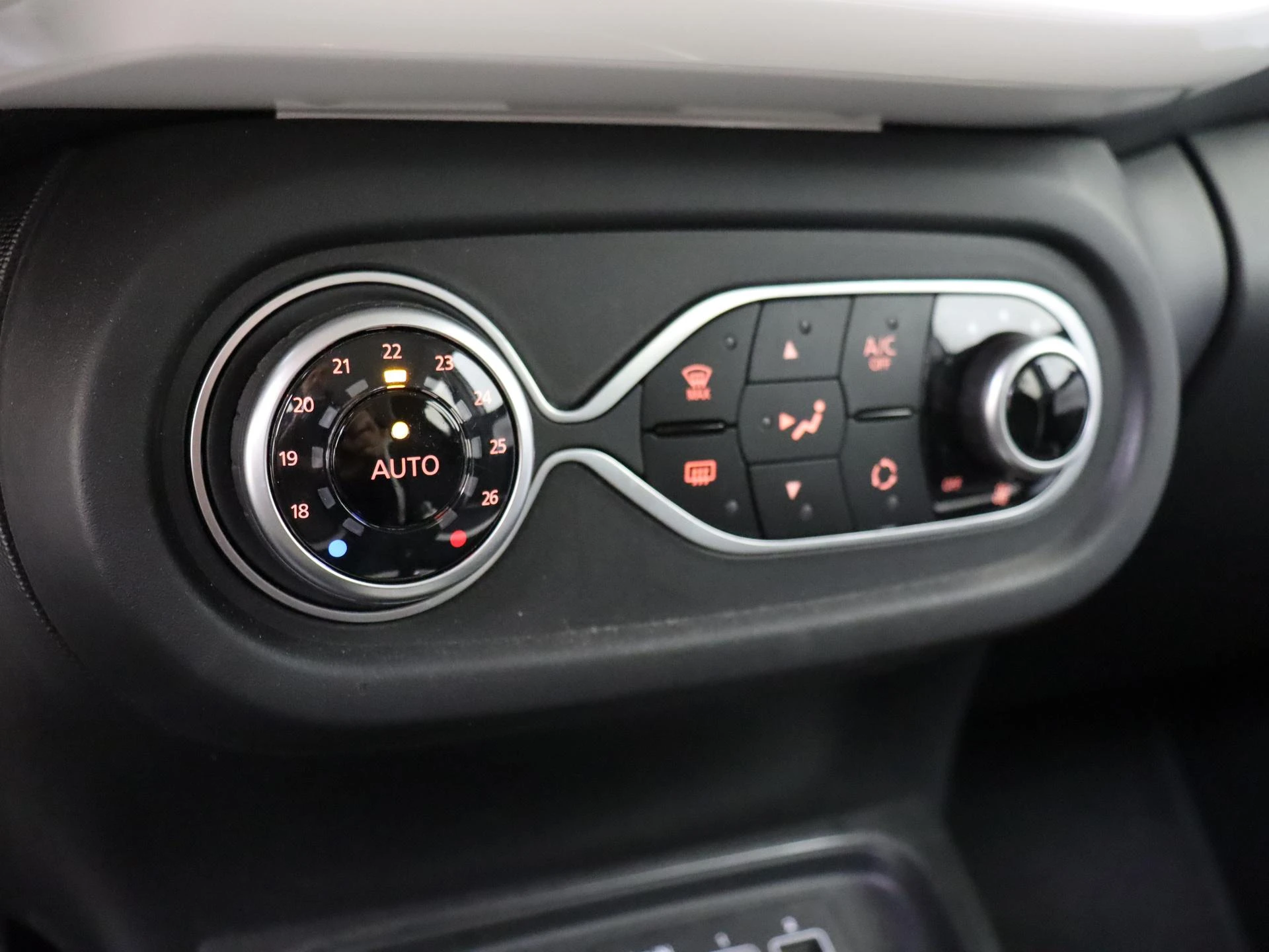 Renault-Twingo-image-19