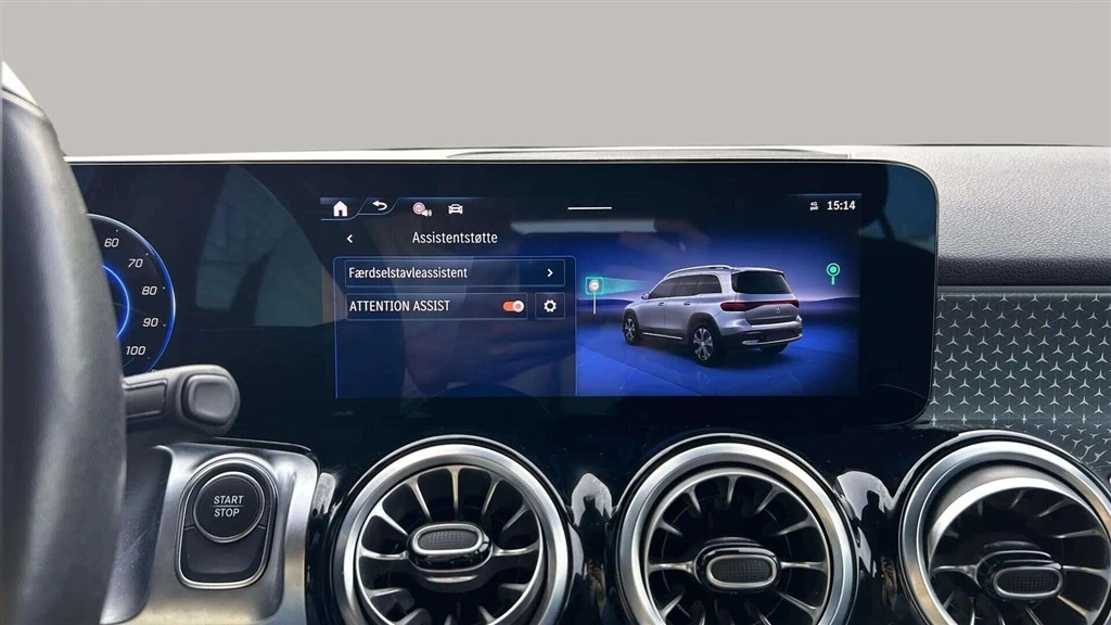 Mercedes-Benz-EQB-image-18