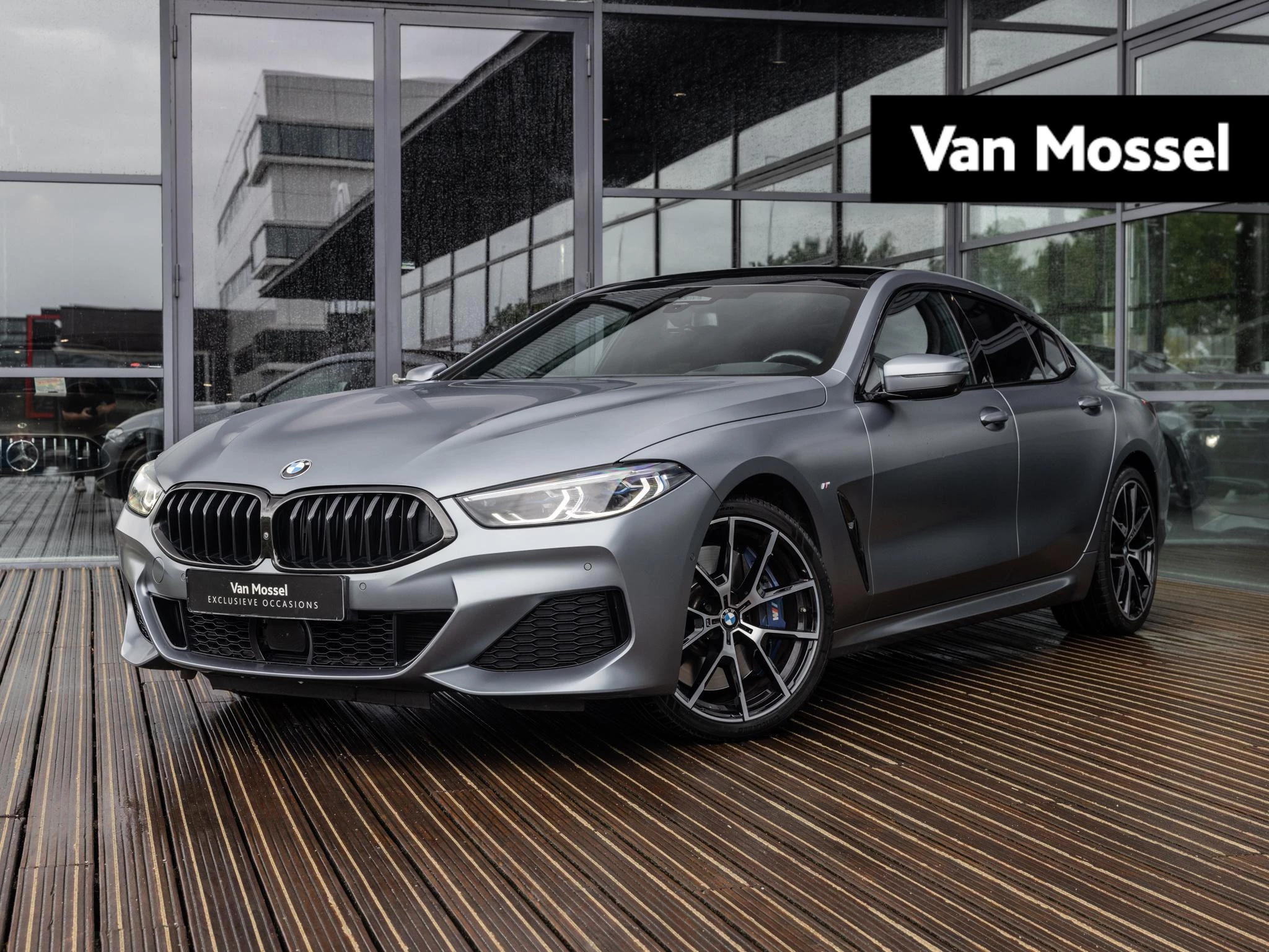 BMW-8 Serie-image-0