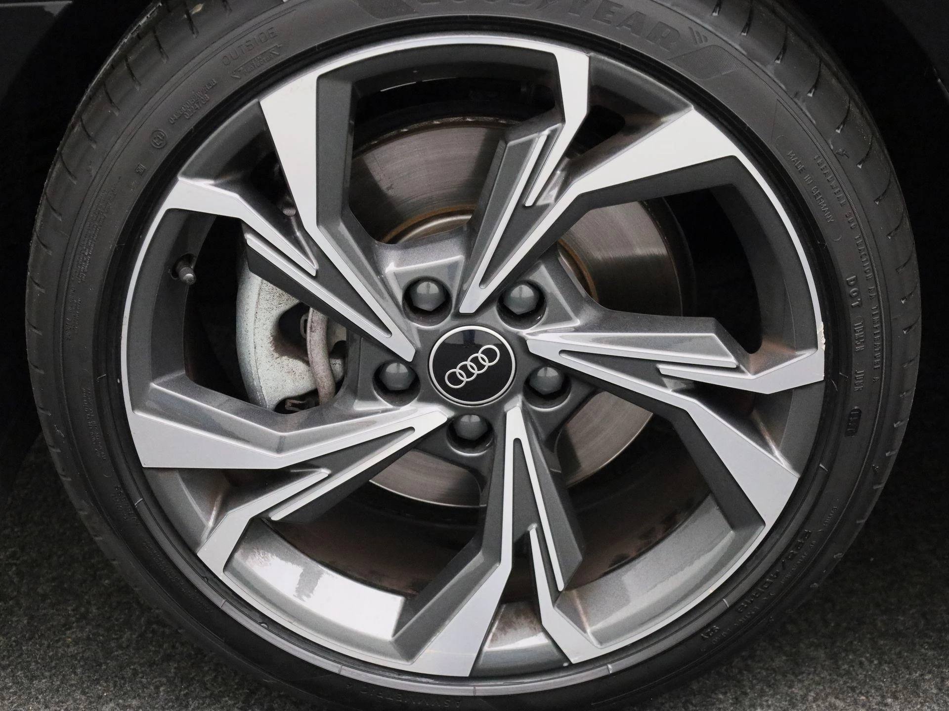 Audi A3 Sportback 40 TFSI e S edition 204 PK