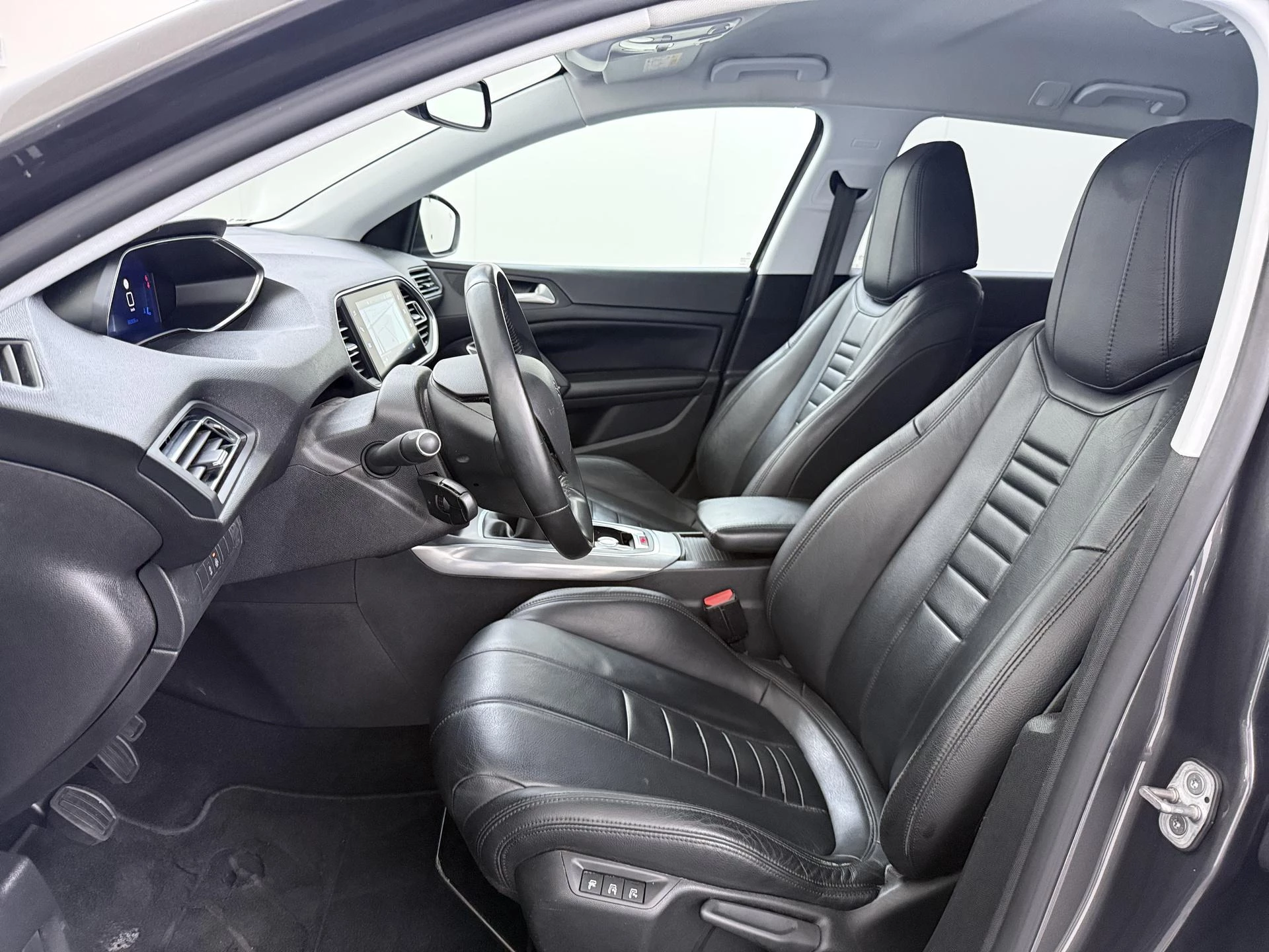 Peugeot-308-image-4