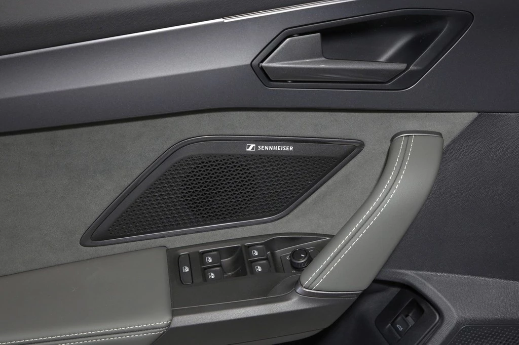 CUPRA Formentor VZ Tribe Ed. 2.0 TSI UPE 66.160 Matrix