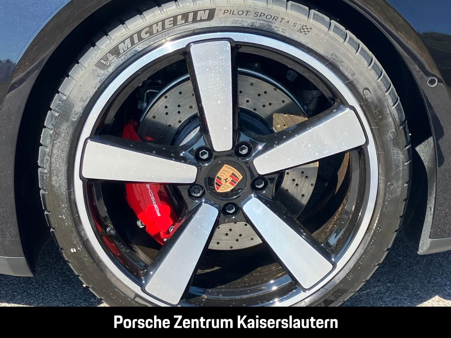 Porsche 911 992 Carrera S Cabriolet InnoDrive Sportabgas carrera s