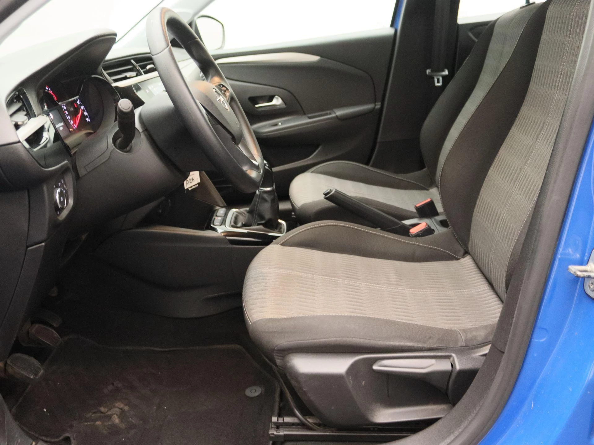 Opel-Corsa-image-11