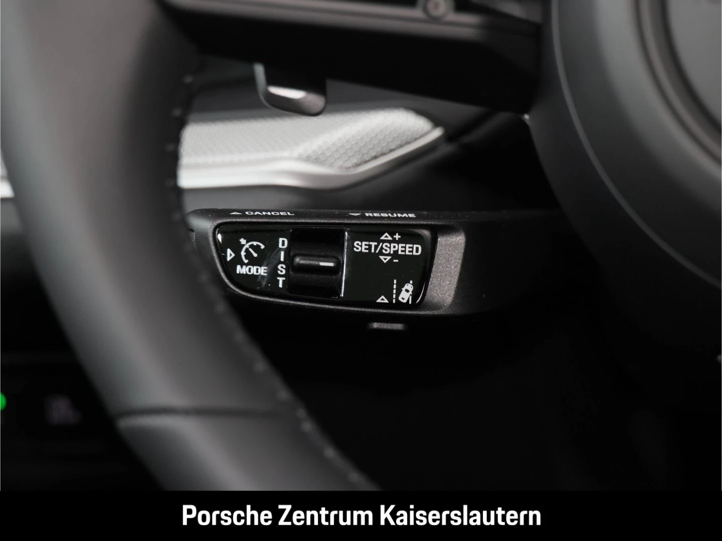 Porsche Cayenne E-Hybrid Surround-View InnoDrive BOSE -