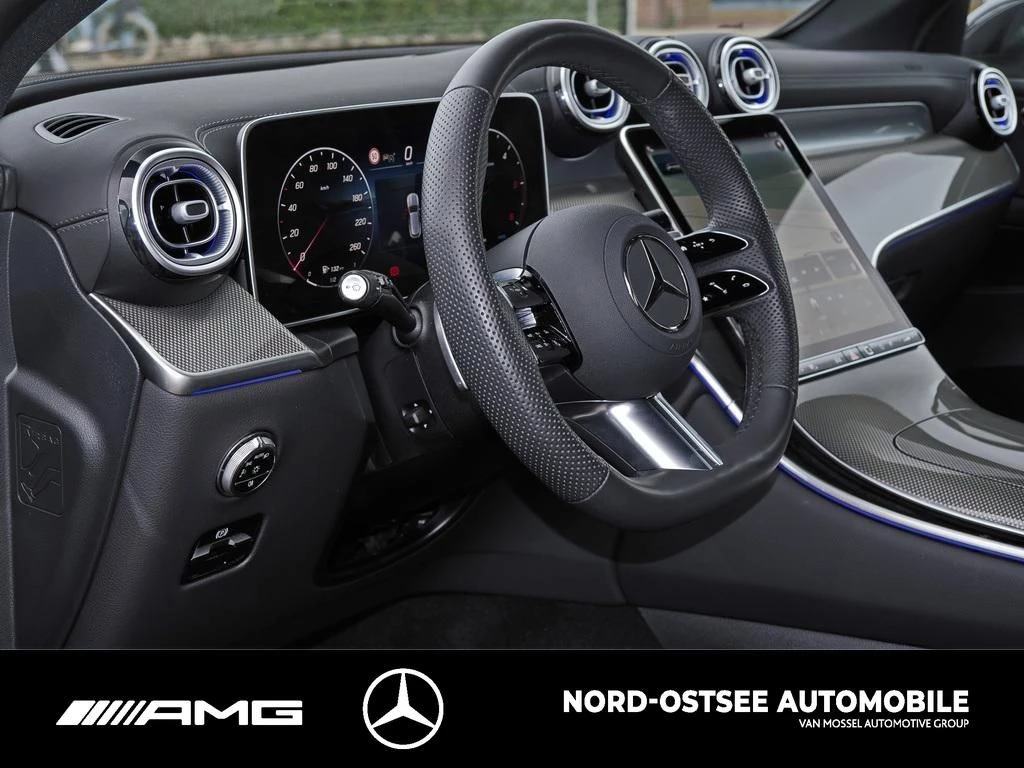 Mercedes-Benz GLC 300 d 4M AMG KEYLESS DISTRONIC AHK MBUX SHZ AMG Line