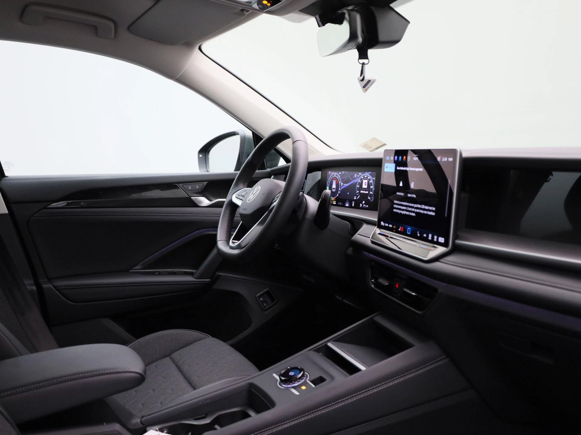 Volkswagen-Tayron-image-34