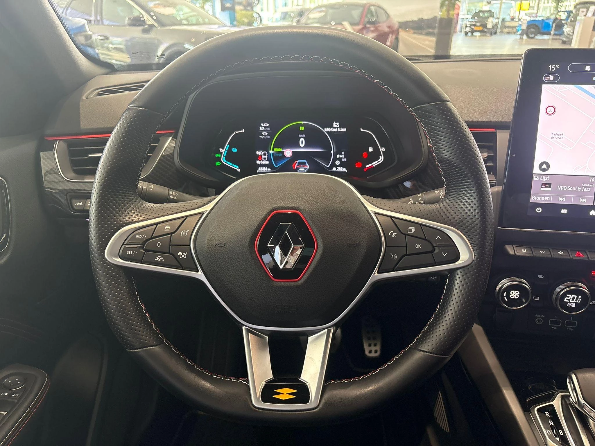 Renault-Arkana-image-15