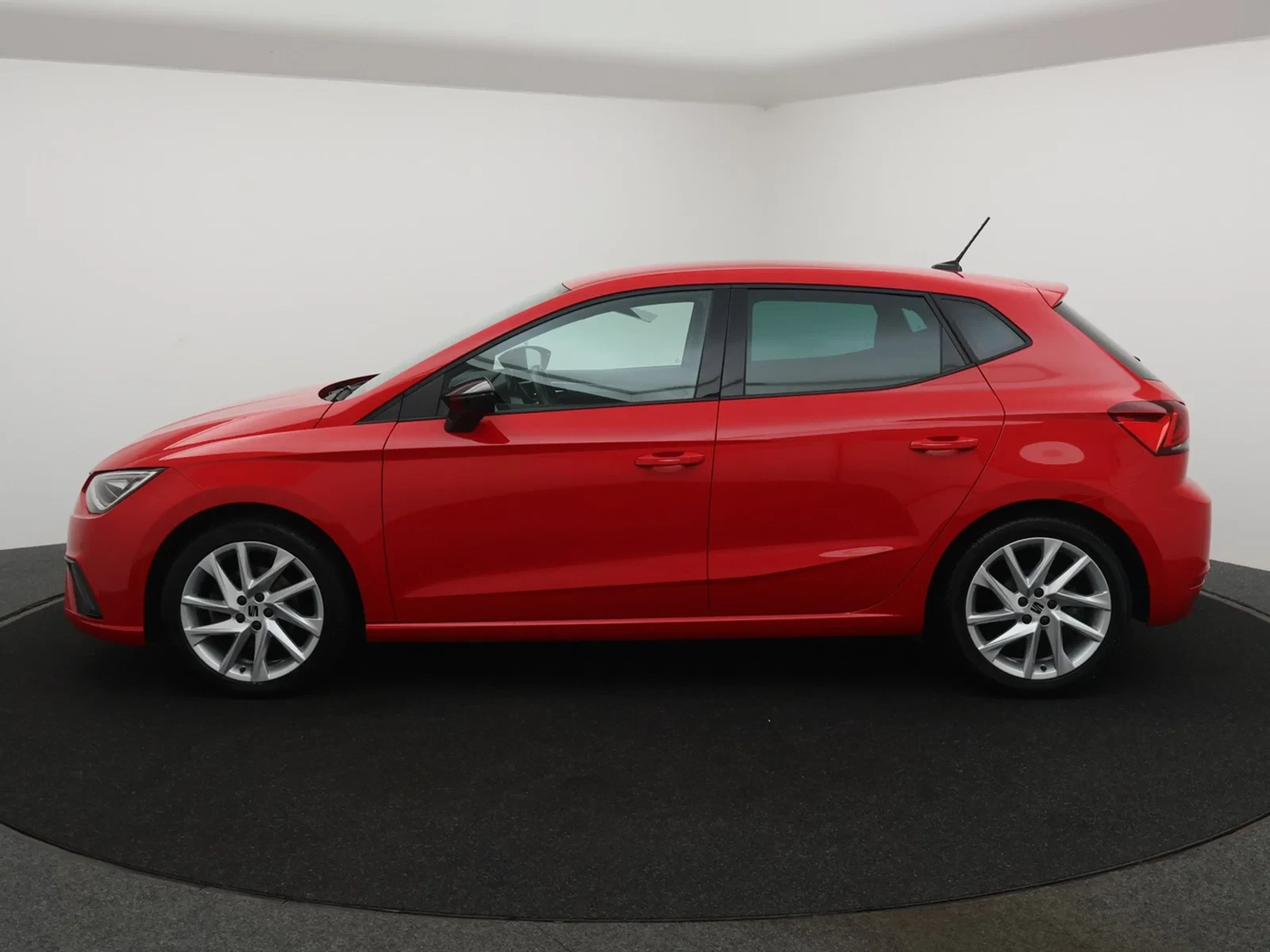 SEAT Ibiza 5P/D Ibiza FR Edition 1.5TSI 150PK *AUTOMAAT*CRUISE CONTROL*BLTH*DAB RADIO*APP-CONNECT*...*
