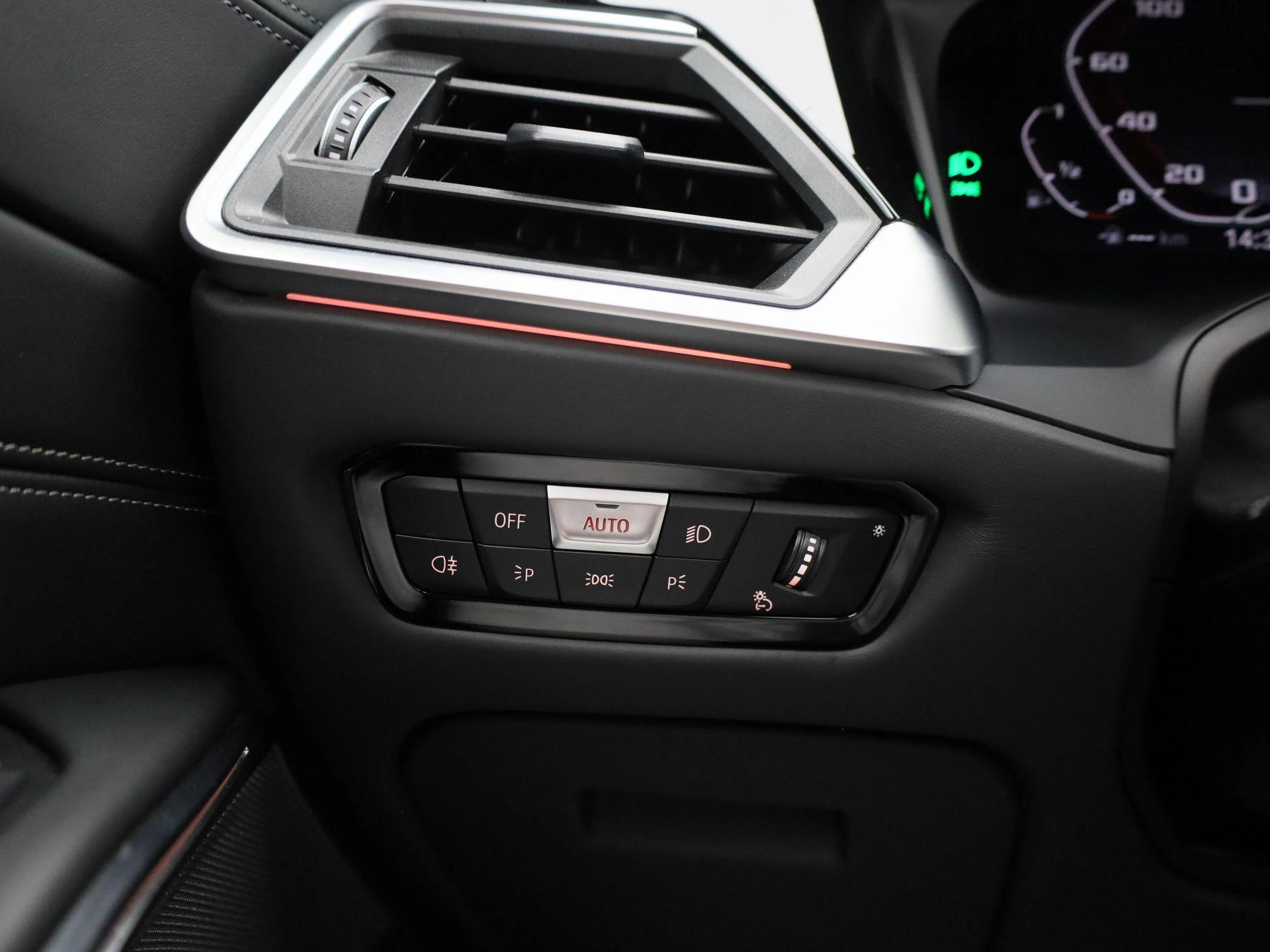 BMW-3 Serie-image-25