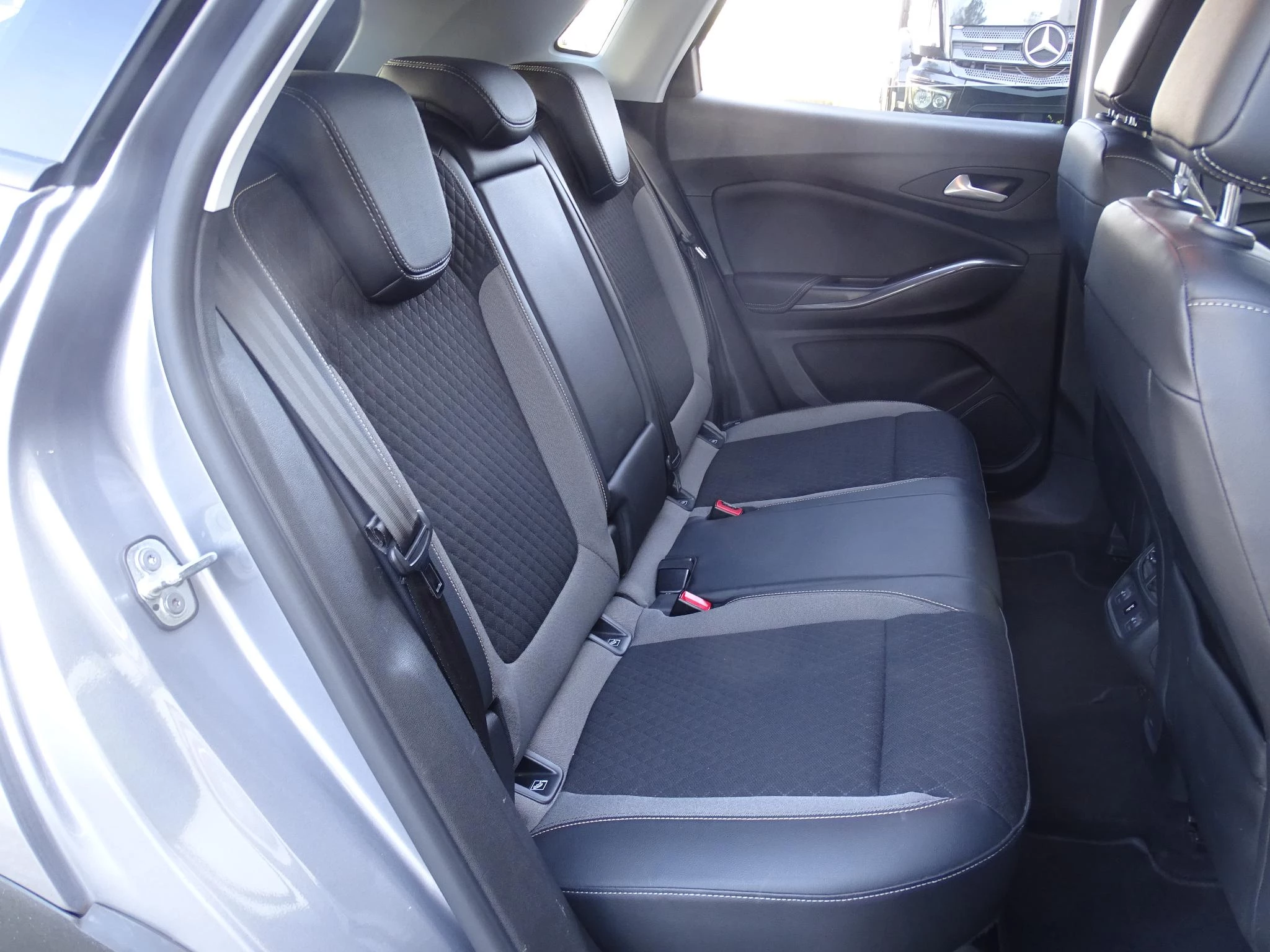 Opel-Grandland X-image-15