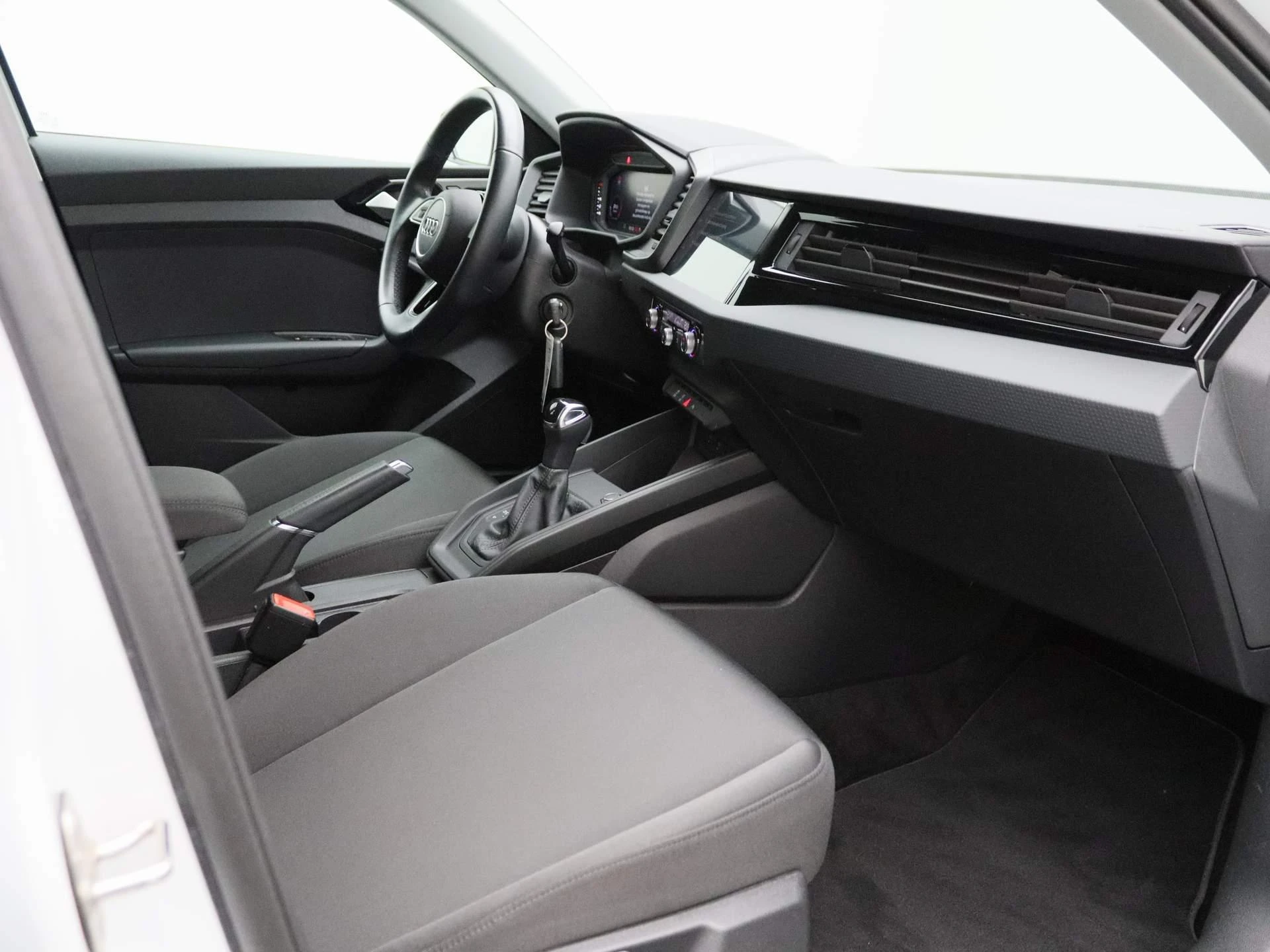 Audi-A1 Sportback-image-33