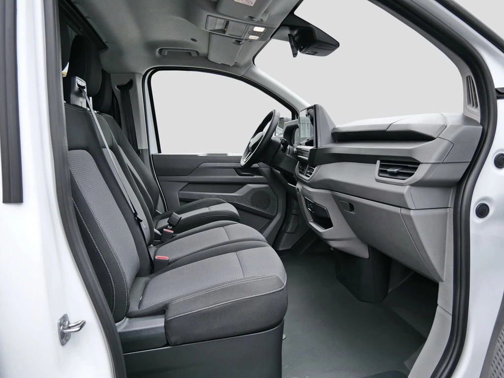 Volkswagen-Transporter-image-6